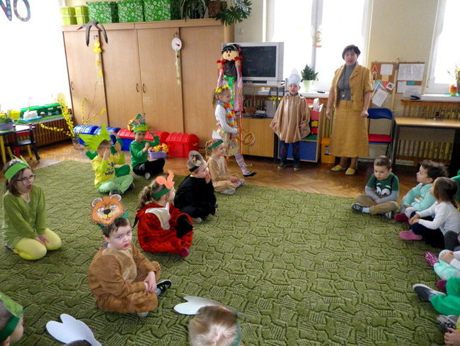 Wiosna i Zajączek odwiedzili PM 8 (zdjecia)