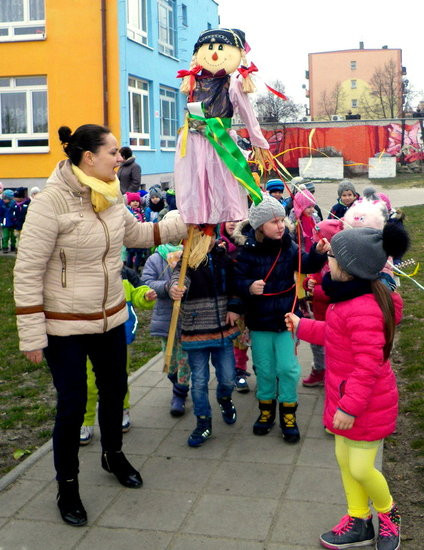 Wiosna i Zajączek odwiedzili PM 8 (zdjecia)