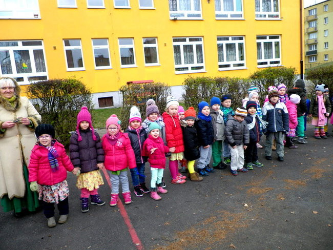 Wiosna i Zajączek odwiedzili PM 8 (zdjecia)