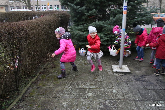 Wiosna i Zajączek odwiedzili PM 8 (zdjecia)