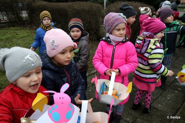 Wiosna i Zajączek odwiedzili PM 8 (zdjecia)