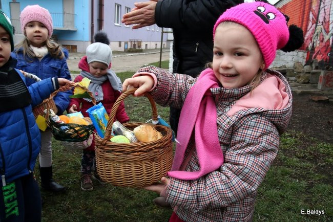 Wiosna i Zajączek odwiedzili PM 8 (zdjecia)