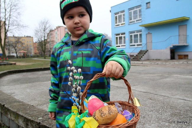 Wiosna i Zajączek odwiedzili PM 8 (zdjecia)