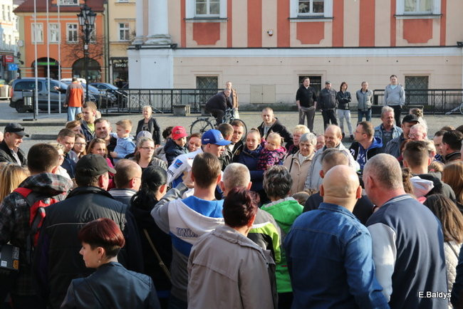 Żużlowcy z kibicami. Na Rynku i w Galerii Leszno (zdjęcia)