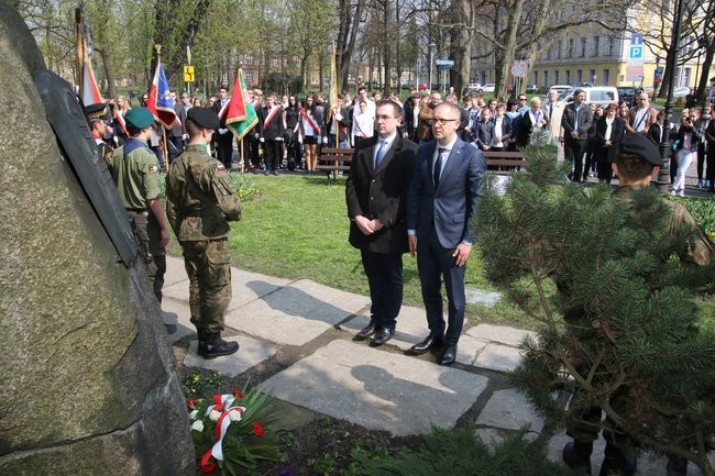 Rocznica zbrodni katyńskiej (zdjęcia)
