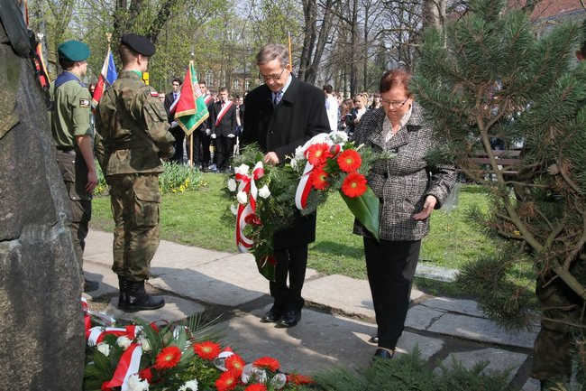 Rocznica zbrodni katyńskiej (zdjęcia)