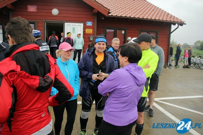 Biegiem, z kijkami i na rolkach wokół Zbiornika Rydzyna (zdjęcia i wideo)