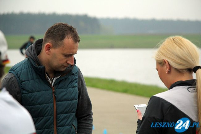 Biegiem, z kijkami i na rolkach wokół Zbiornika Rydzyna (zdjęcia i wideo)