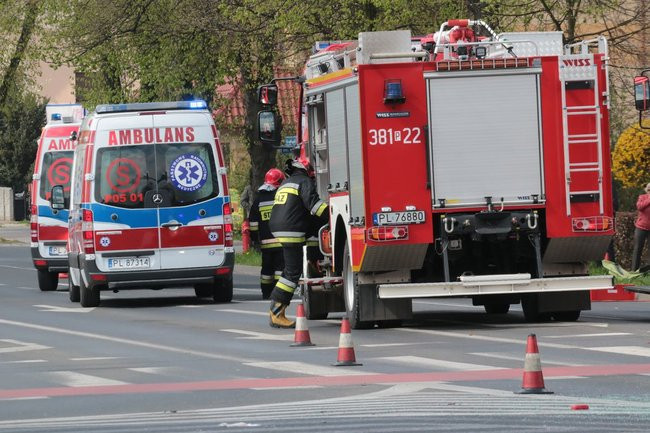Drugie zderzenie na tym na tym samym skrzyżowaniu (zdjęcia)