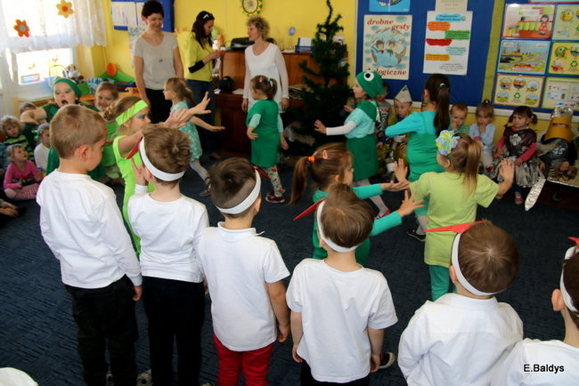 Pokaz ekologicznej mody na Dzień Ziemi (zdjęcia)