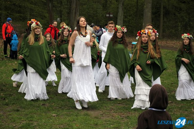 Pogoda kiepska, ale uczestników mnóstwo (wideo i zdjęcia)