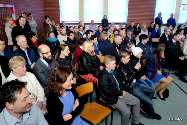 Msza z okazji 1050-lecia Chrztu Polski. Odsłonięcie figury Maryjnej (zdjęcia)