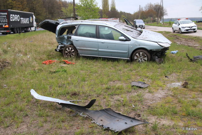 Zderzenie toyoty i citroena (zdjęcia)