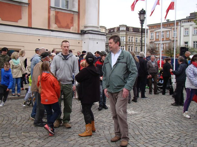 Flagi rozeszły się w kilka chwil (kilka zdjęć)