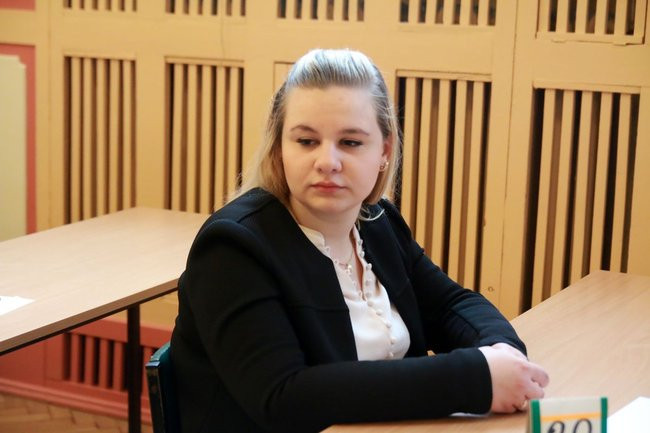 Przeszło tysiąc maturzystów rozpoczęło egzamin (zdjęcia)