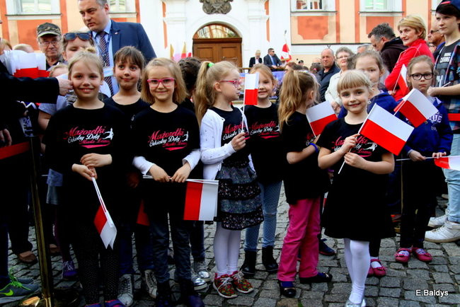 Oklaski i gwizdy na powitanie prezydenta Andrzeja Dudy (zdjęcia, film)