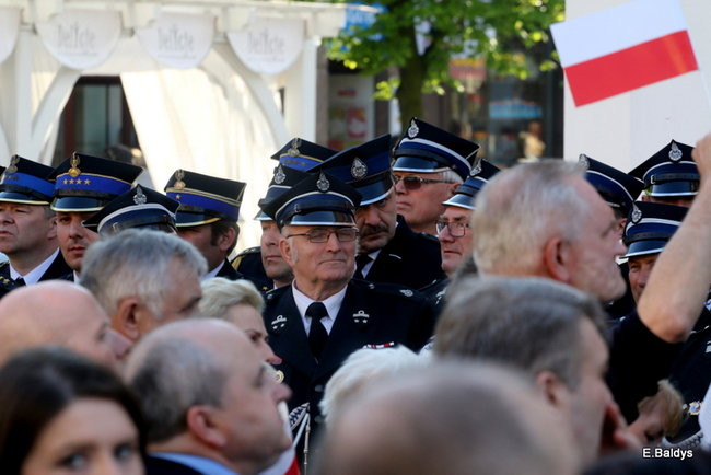 Oklaski i gwizdy na powitanie prezydenta Andrzeja Dudy (zdjęcia, film)