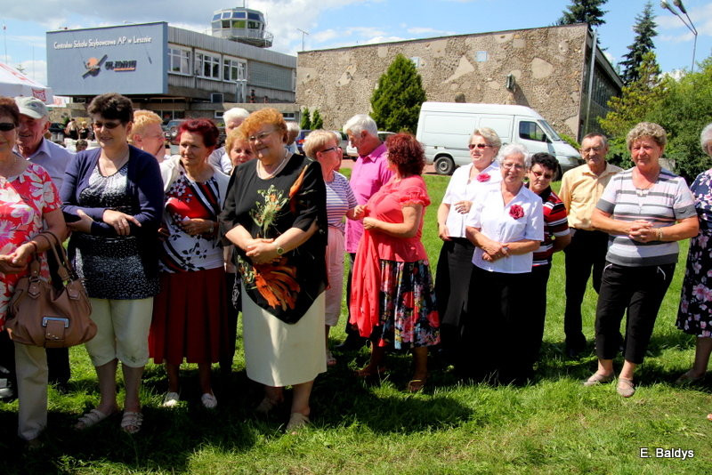 Festyn Seniorów na lotnisku (zdjęcia)
