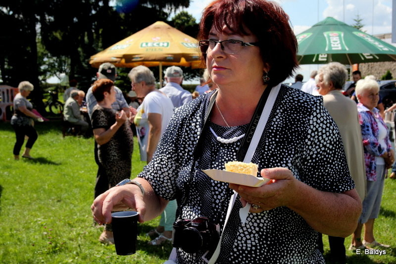 Festyn Seniorów na lotnisku (zdjęcia)