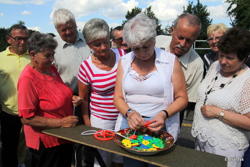 Festyn Seniorów na lotnisku (zdjęcia)