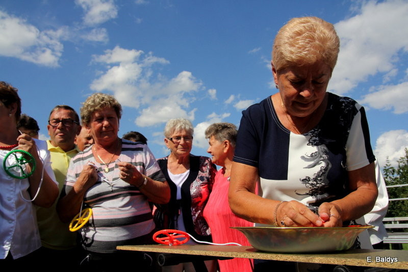 Festyn Seniorów na lotnisku (zdjęcia)