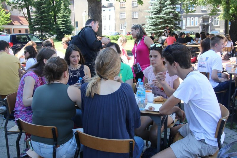 W Lesznie jak w Hiszpanii. Radość i upał (zdjęcia)