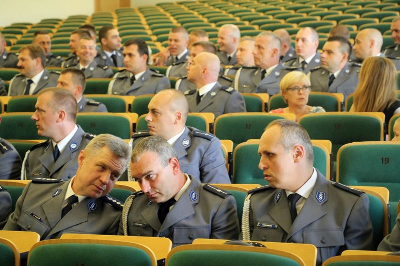 Policyjne świętowanie w WSH (zdjęcia)