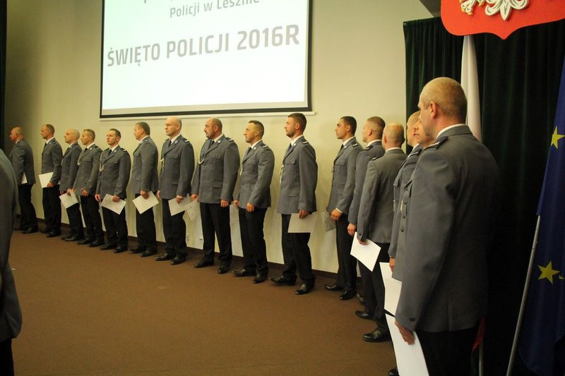Policyjne świętowanie w WSH (zdjęcia)
