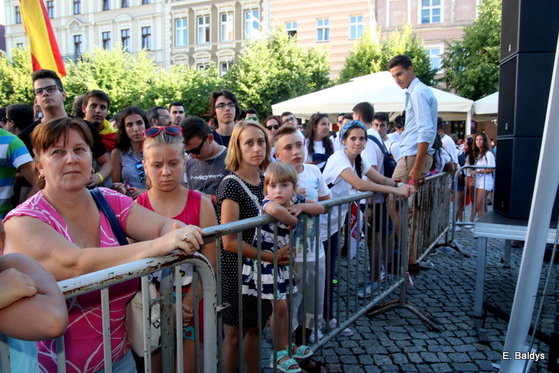 Rynek pełen radości. Z Hiszpanami (dużo zdjęć)