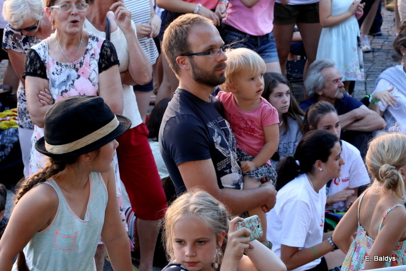 Rynek pełen radości. Z Hiszpanami (dużo zdjęć)