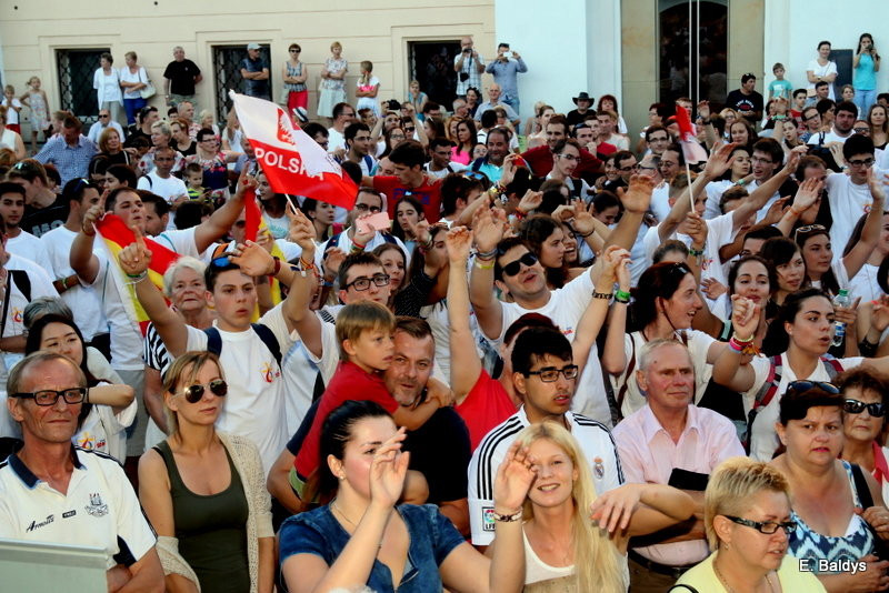 Rynek pełen radości. Z Hiszpanami (dużo zdjęć)