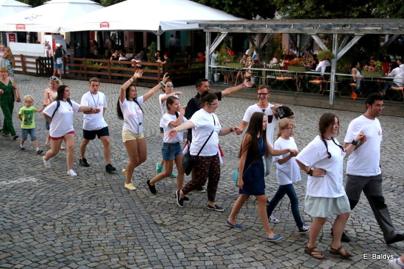 Rynek pełen radości. Z Hiszpanami (dużo zdjęć)