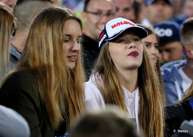 W milczeniu opuszczali Smoczyka (zdjęcia)