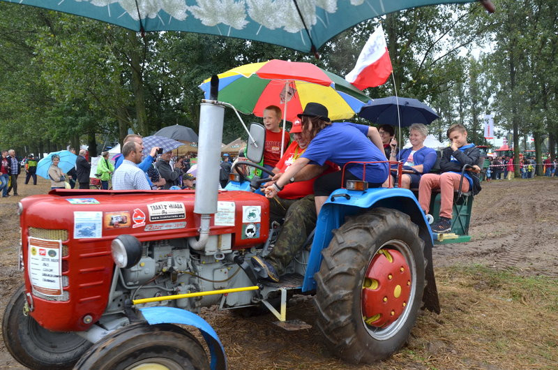 Tłumy mimo deszczu (zdjęcia)