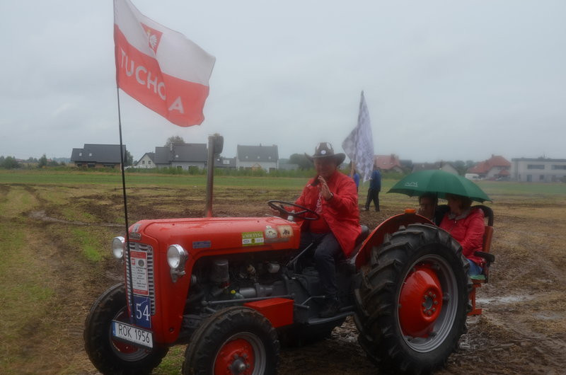 Tłumy mimo deszczu (zdjęcia)