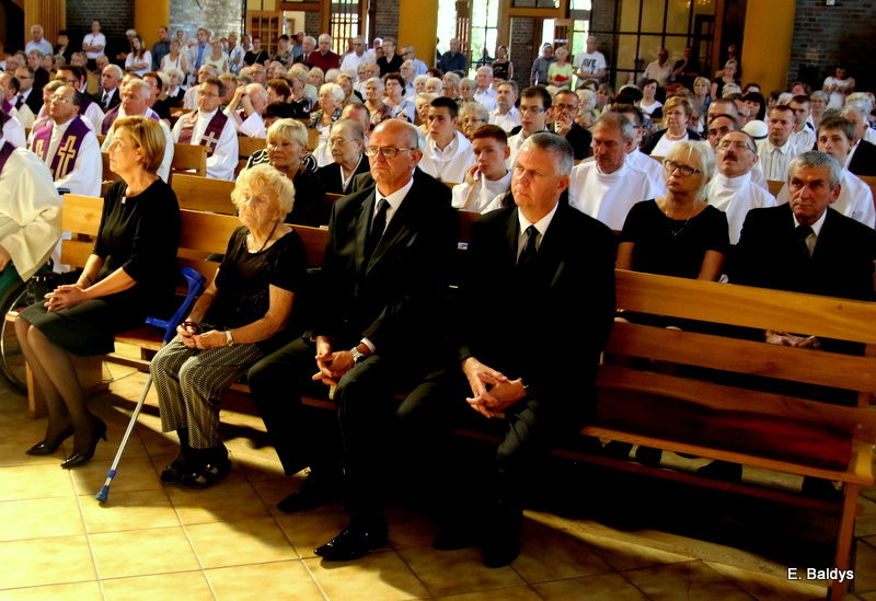 Ostatnie pożegnanie księdza Pietrzaka (zdjęcia)