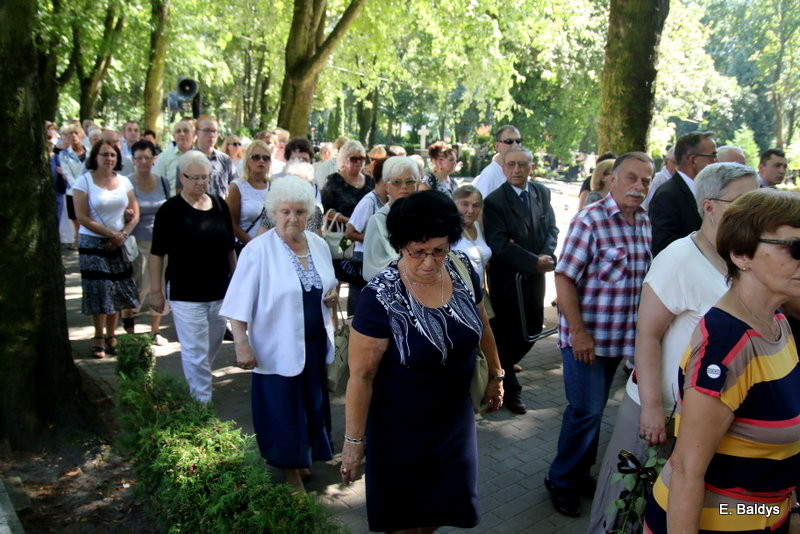 Ostatnie pożegnanie księdza Pietrzaka (zdjęcia)