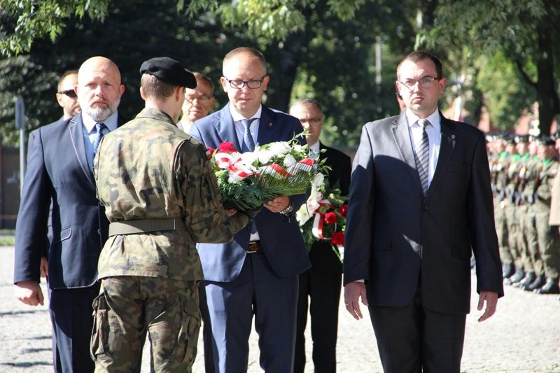 Leszno uczciło pamięć Bohaterów (zdjęcia)