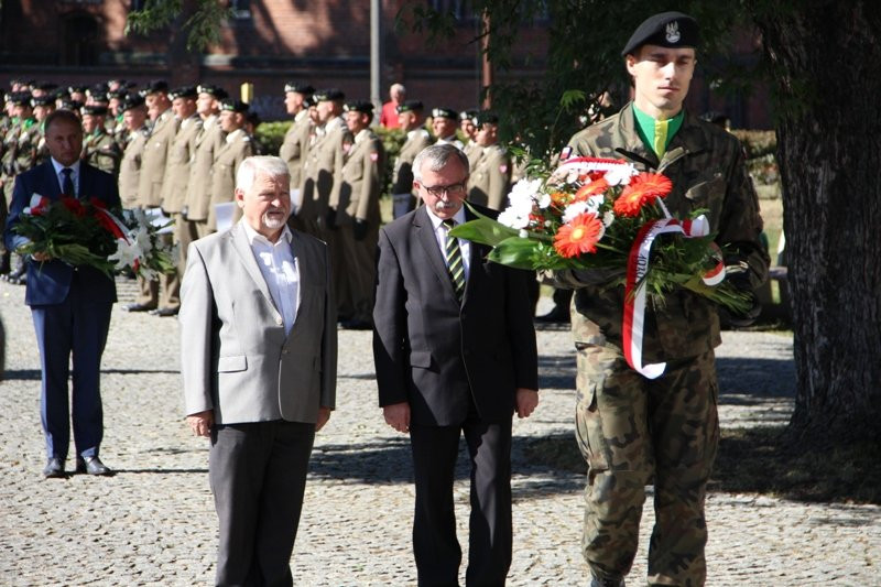 Leszno uczciło pamięć Bohaterów (zdjęcia)