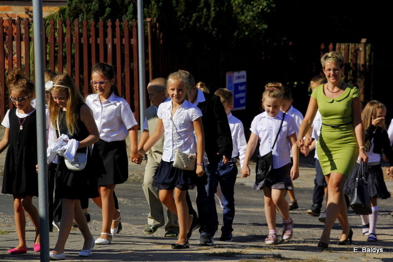 10 pierwszoklasistów w ZS w Osiecznej (zdjęcia)