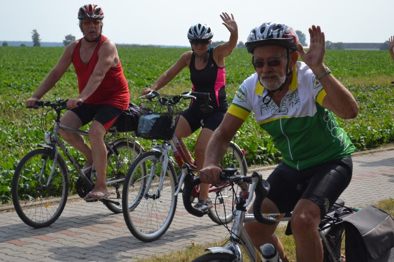 Rowerami ku pamięci Zdzisława Adamczaka (dużo zdjęć)