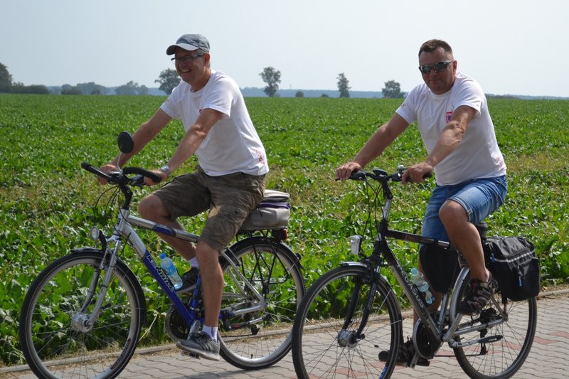 Rowerami ku pamięci Zdzisława Adamczaka (dużo zdjęć)