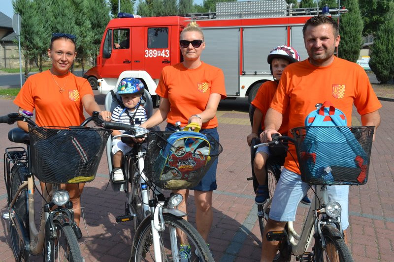 Rowerami ku pamięci Zdzisława Adamczaka (dużo zdjęć)