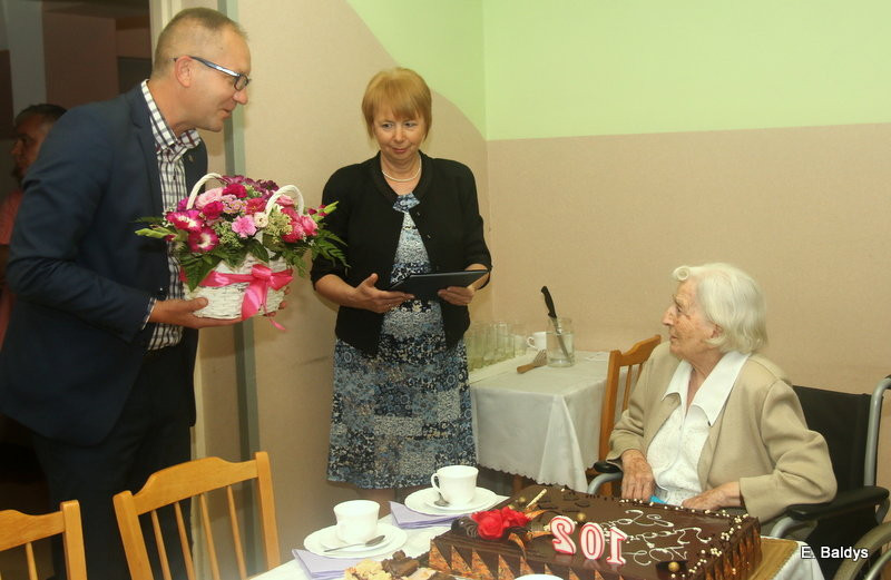 102. urodziny pani Marii (zdjęcia)