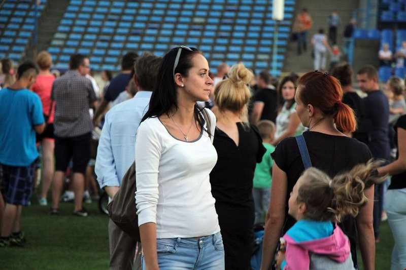 Balonowe widowisko na stadionie (zdjęcia)