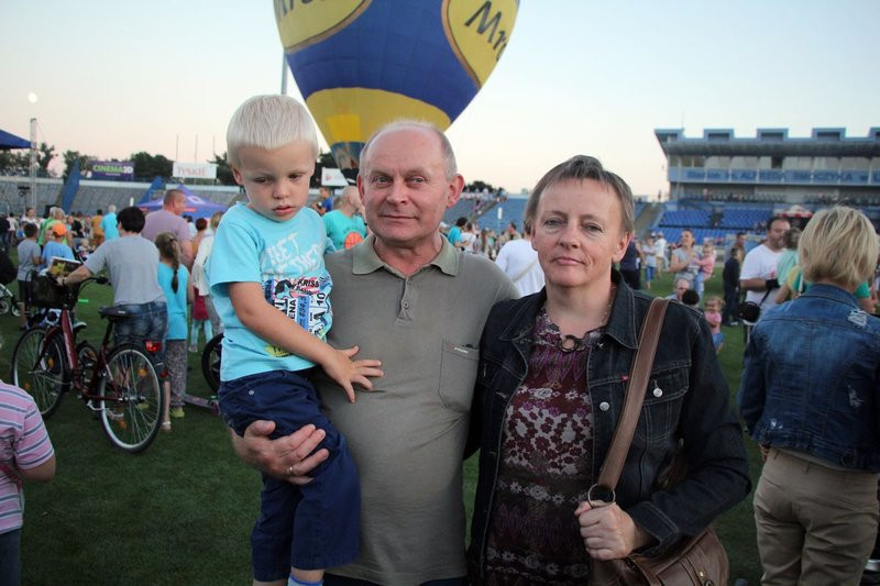 Balonowe widowisko na stadionie (zdjęcia)