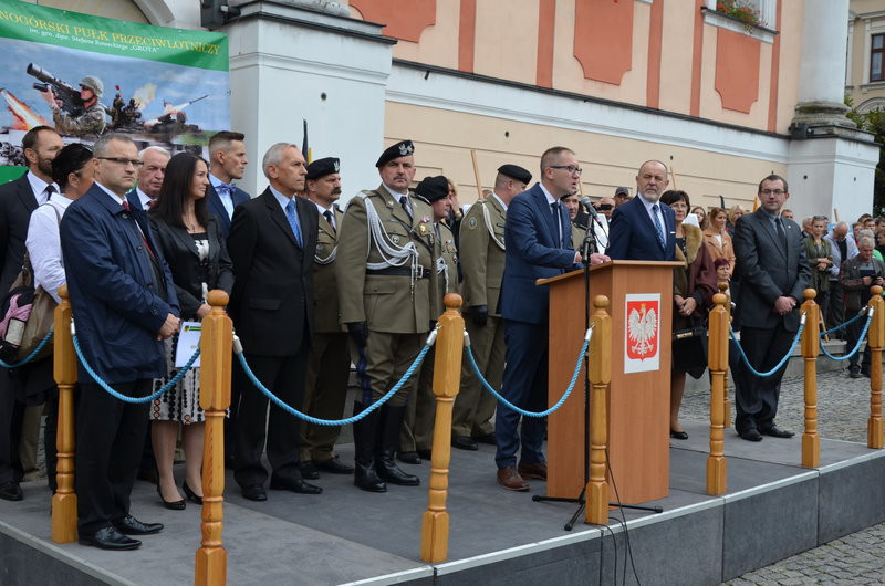 Dywizyjna przysięga na leszczyńskim rynku (zdjęcia)