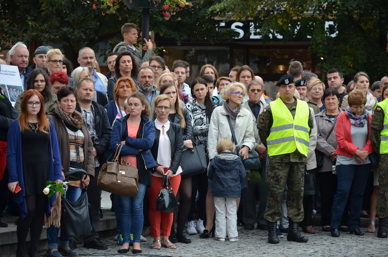 Dywizyjna przysięga na leszczyńskim rynku (zdjęcia)