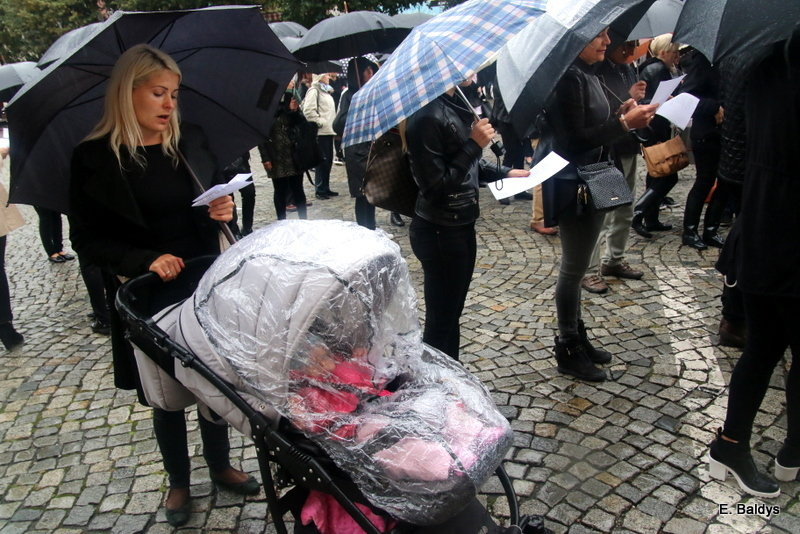 Czarny Protest w Lesznie (zdjęcia)