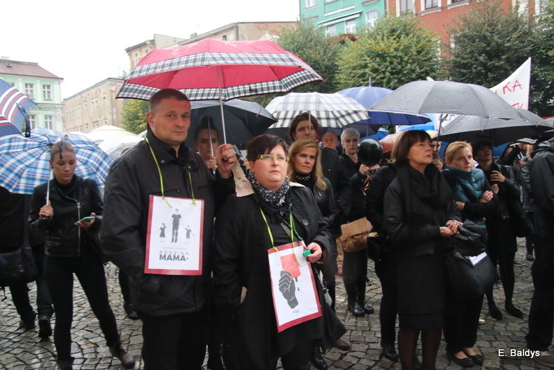 Czarny Protest w Lesznie (zdjęcia)